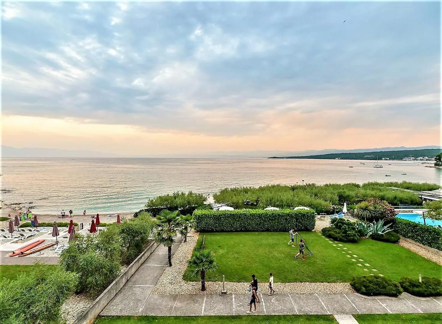 Deluxe Apartment Malin 3 Near The Beach Vantacici